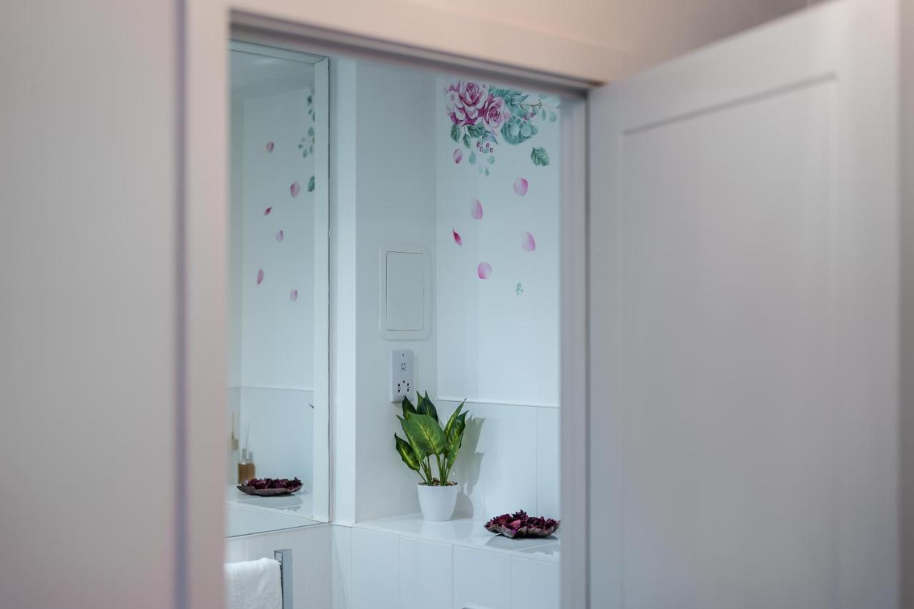 Windsor Luxury Studio Apartment Exterior foto
